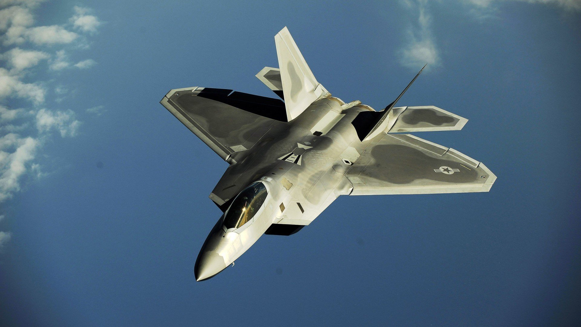 李娜表示球员生涯最难的是孤独感,李娜打球风格